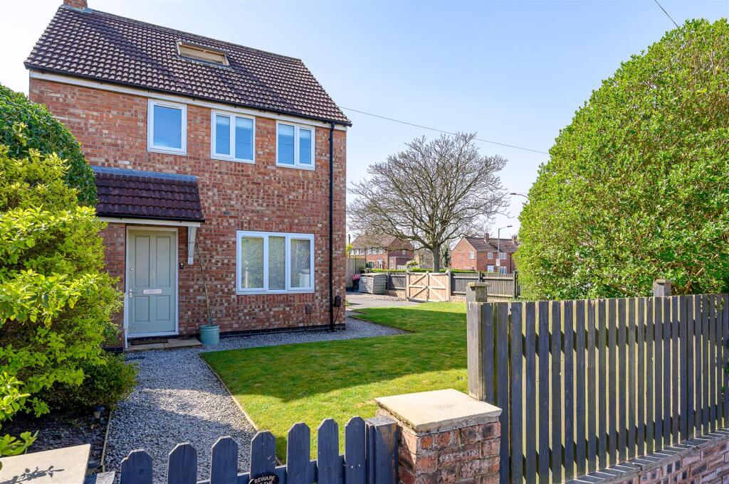 Main image of property: Ridgeway, York, YO26 5DW