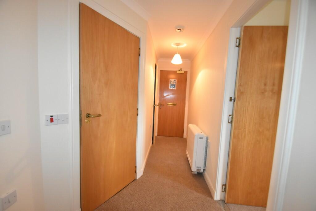 Apartment in Edinburgh, Roseburn - View 2