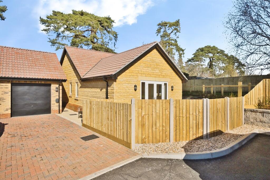 House in Bath - View 2