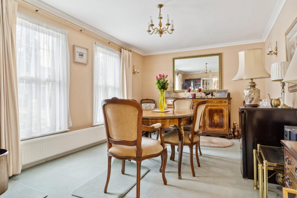House in Harrow - More
