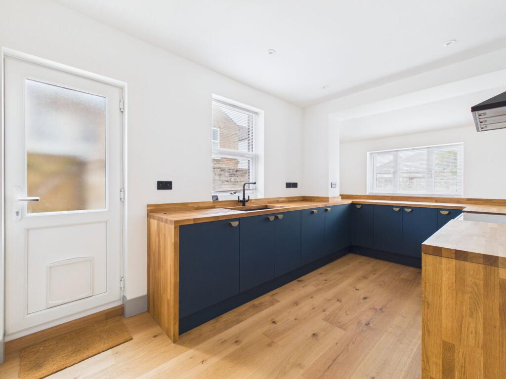 House in Worthing, West Worthing - View 6