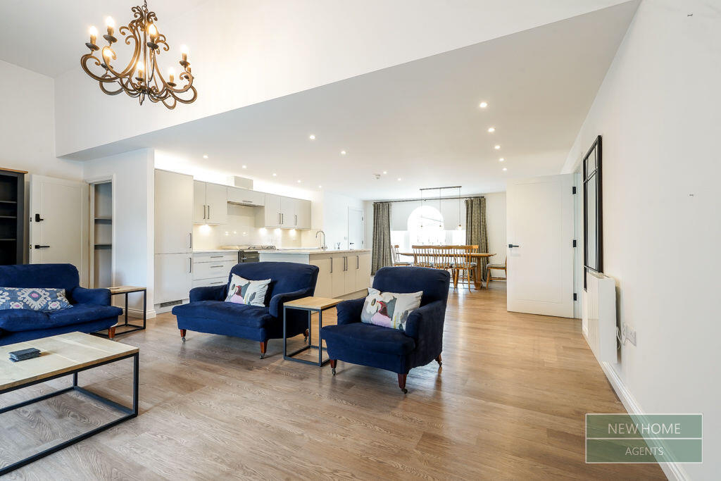 Apartment in Bradford, Haworth and Stanbury - View 4