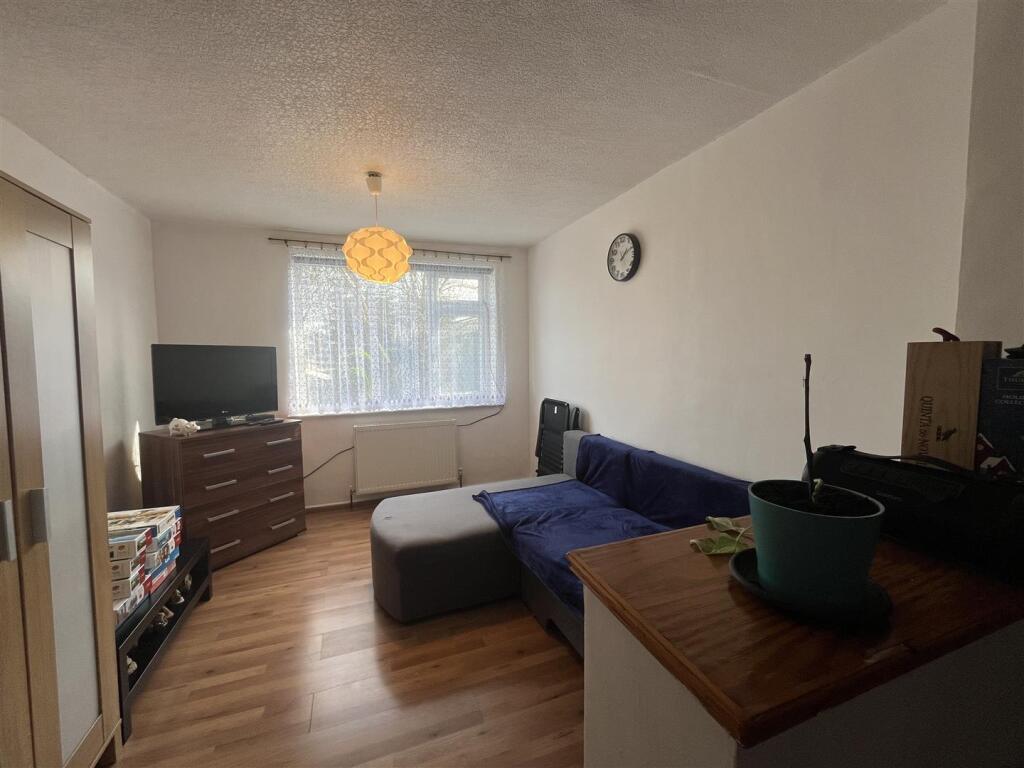 Additional image 9 of Markfield Drive, Low Moor, Bradford