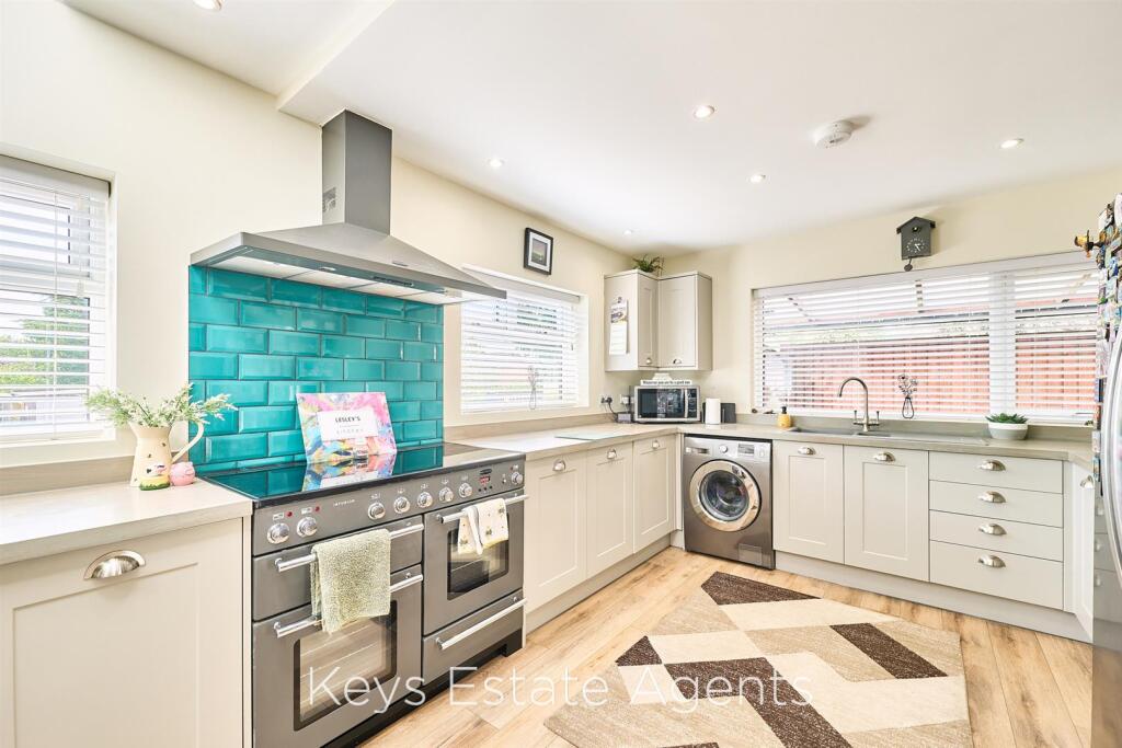 House in Stoke-on-Trent - View 5