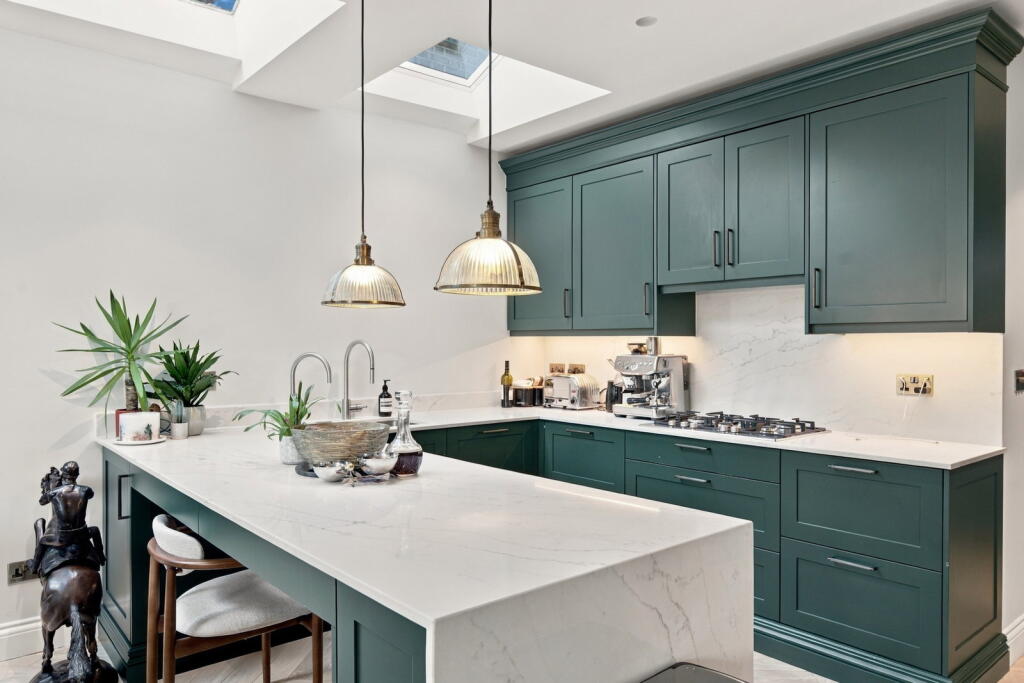 House in London - View 3