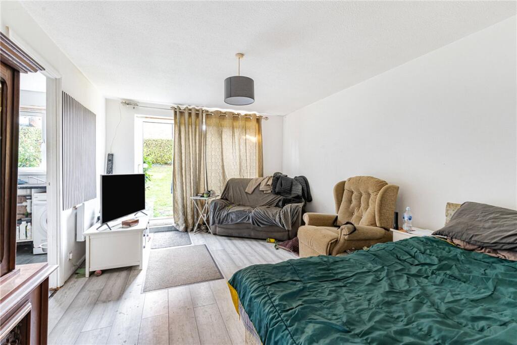 Apartment in London - View 3