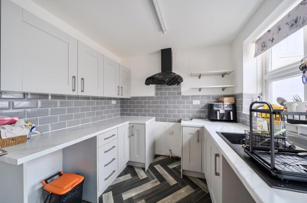 Jubilee Grove, Sleaford, Lincolnshire, NG34 photo 3