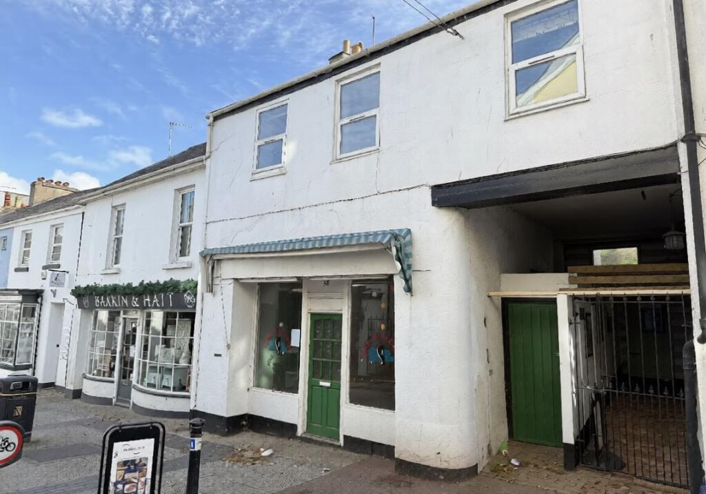Main image of property: 58 Fore Street, St Marychurch, Torquay, Torbay, TQ1 4LX
