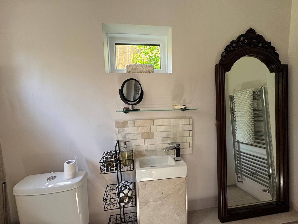 Additional image 11 of Temple, Corsley