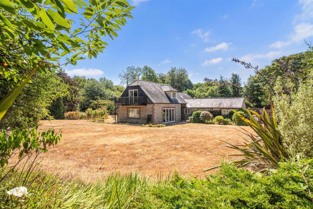 House in Arun, Slindon - View 2