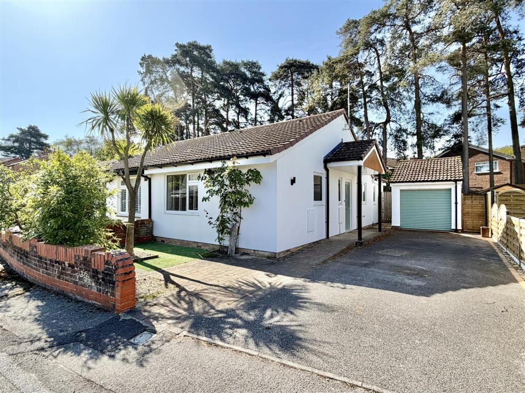 Main image of property: Nightjar Close, Creekmoor