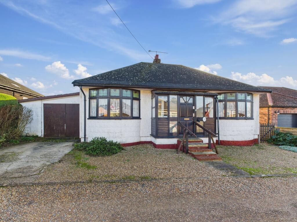 2-bed bungalow on Crow Hall Estate, Downham Market, PE38, £170,000