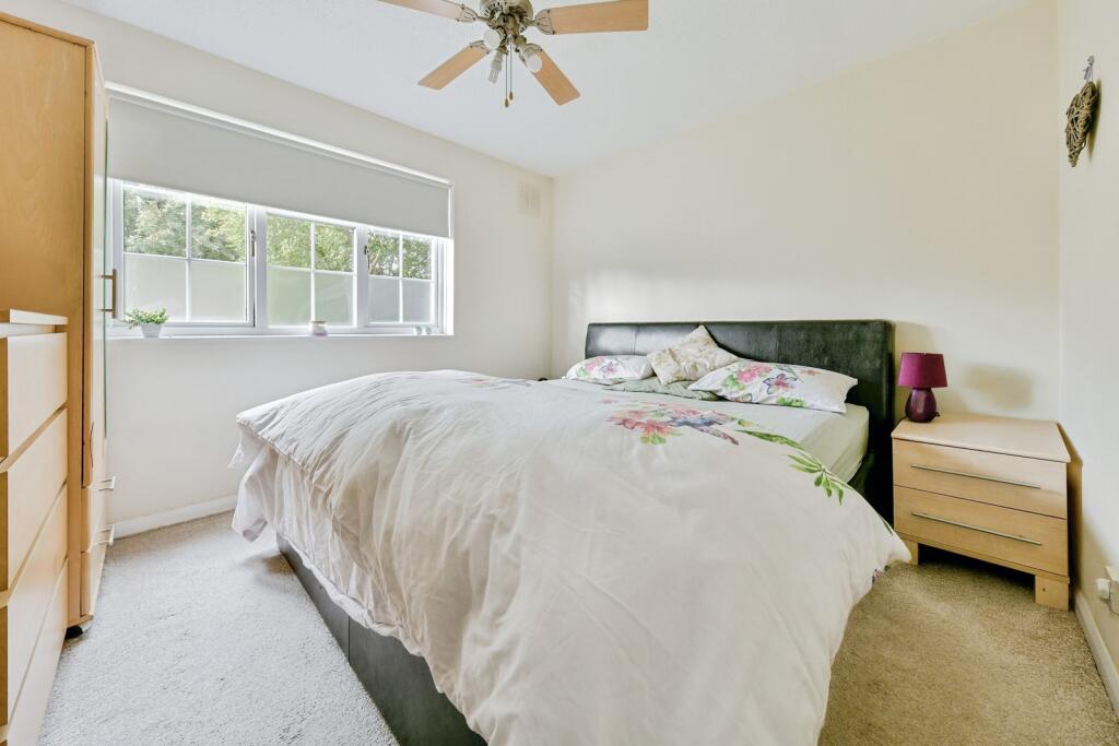 Apartment in Stevenage - More