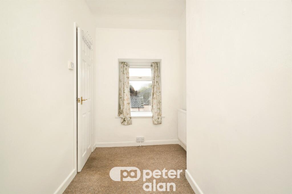 House in Newport, Pontymoile - View 5