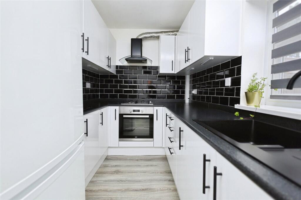 Eatesbrook Road, Birmingham, West Midlands, B33 photo 4