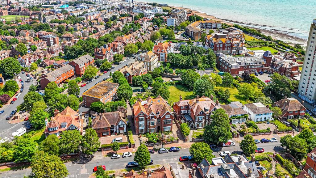 Apartment in Brighton - View 2