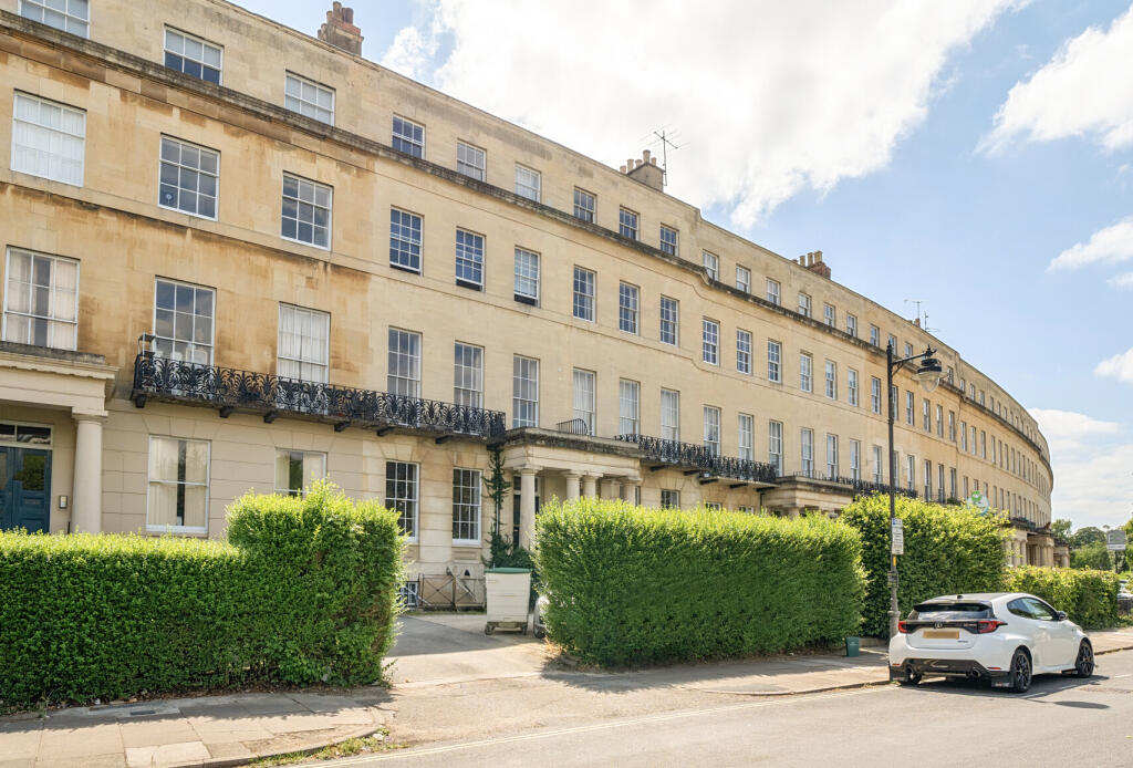 Main image of property: Lansdown Crescent, Cheltenham, Gloucestershire, GL50