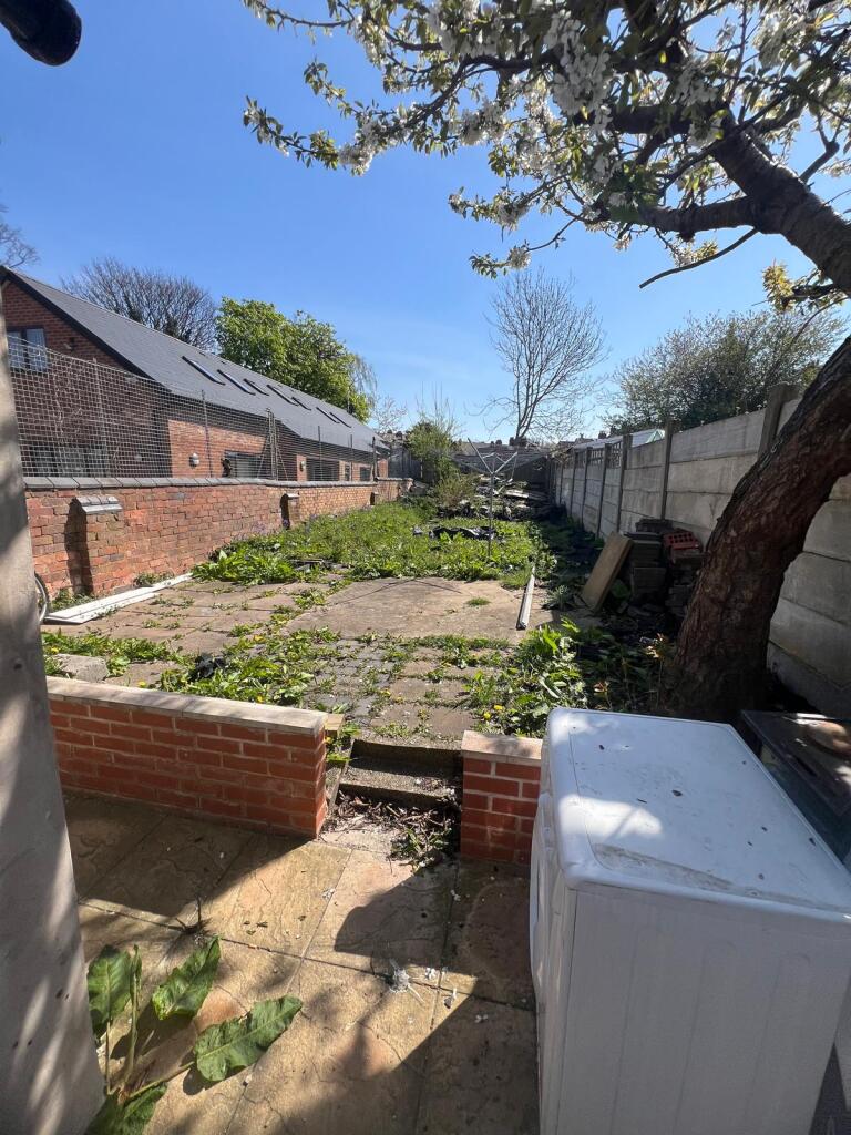 Additional image 10 of Bearwood Rd - 5 Bed HMO + 2 x Studio Flats , Smethwick, B66