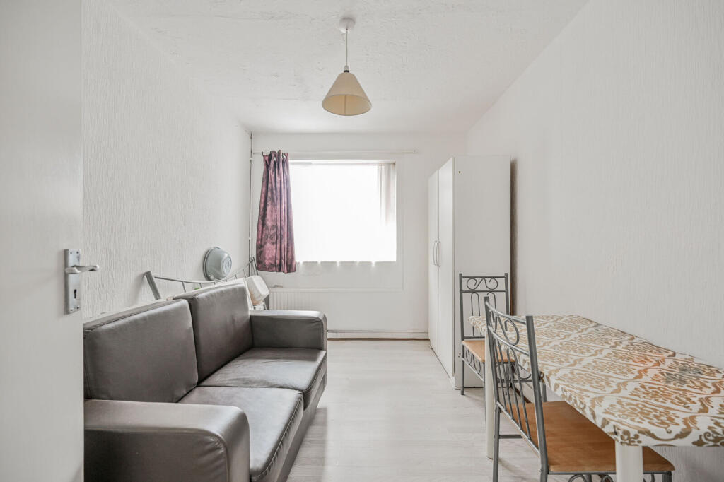 Apartment in London, Forest Gate - View 4