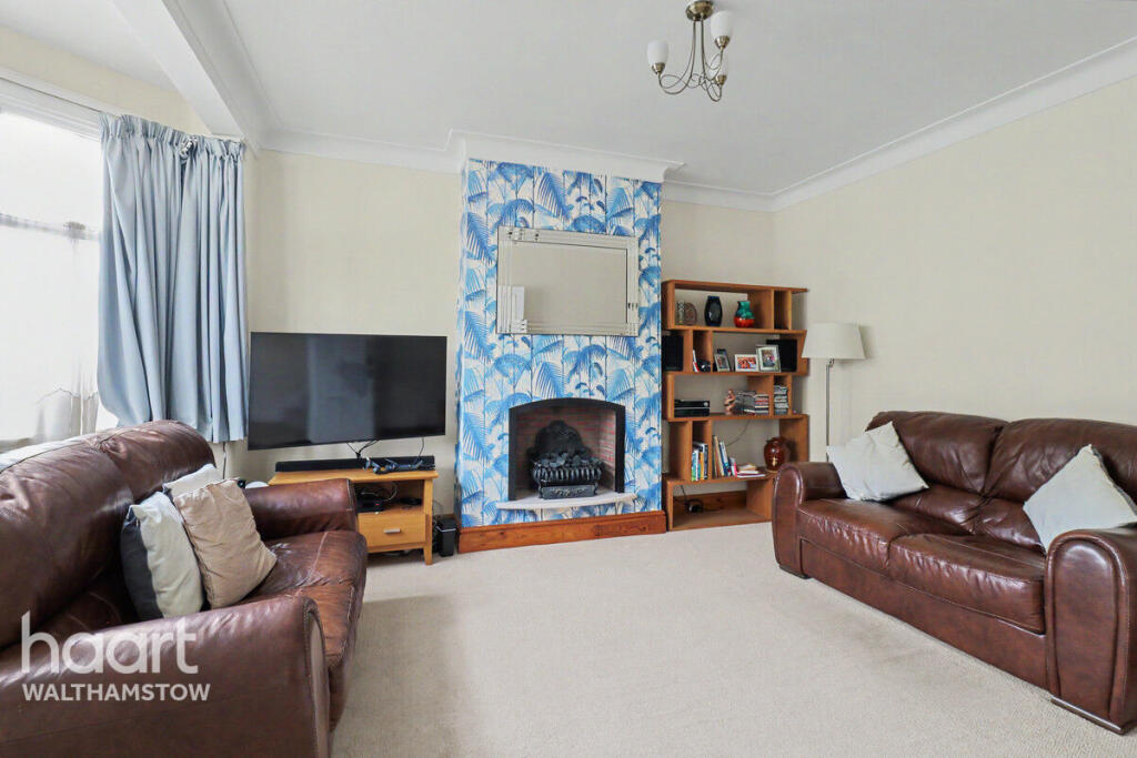House in London - View 5
