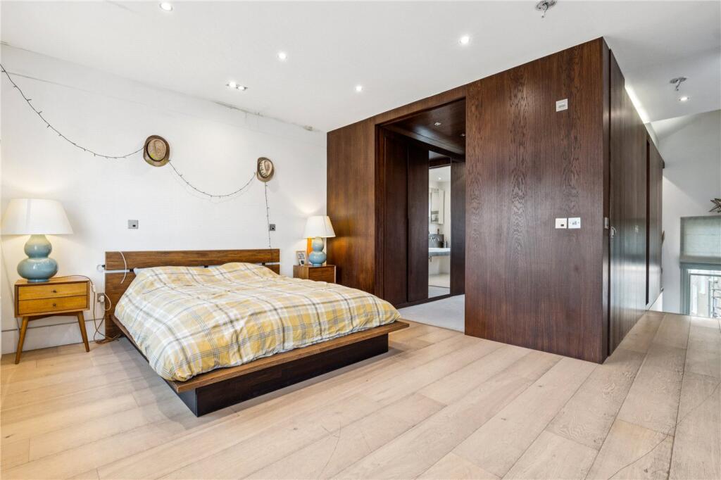 3 bedroom maisonette for rent