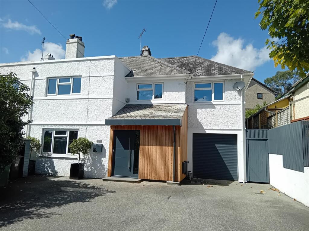 4-bed semi-detached on Tregolls Road, Truro, £499,950