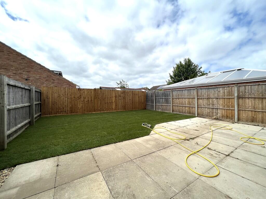 The Elms, Chatteris, Cambs, PE16 6JP photo 3