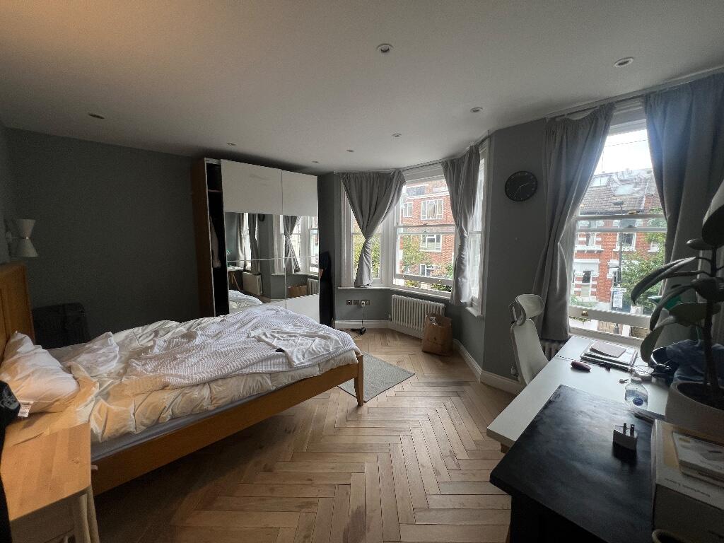 4 bedroom terraced house for rent
