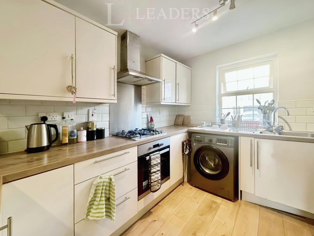 House in Leeds, Hill Top, Sandford - View 4