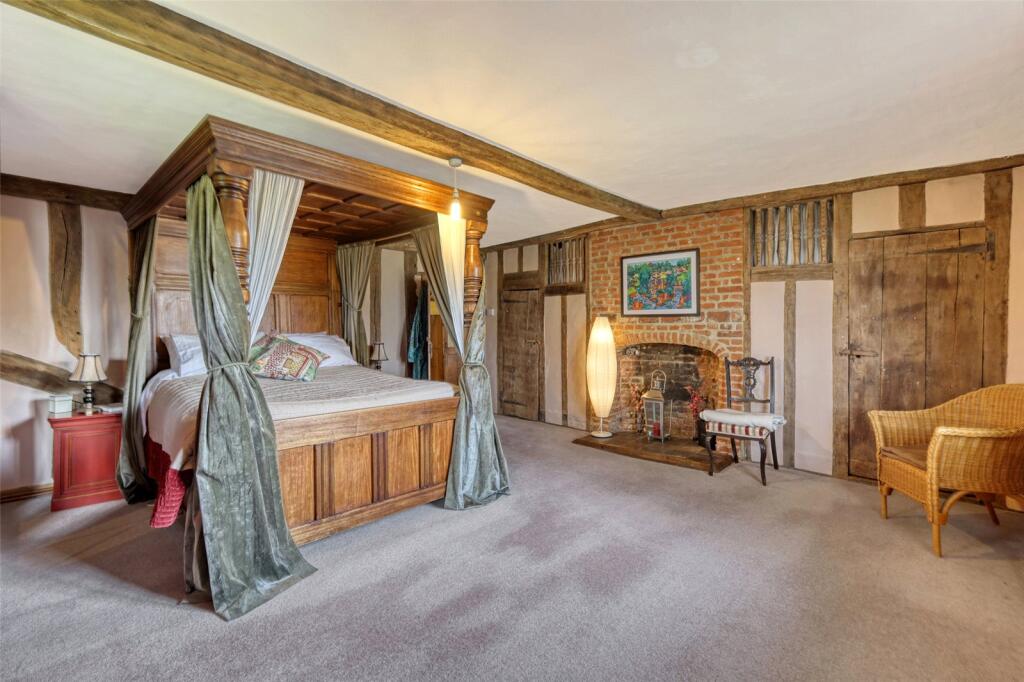 House in Uttlesford, Wellstye Green, Barnston - More