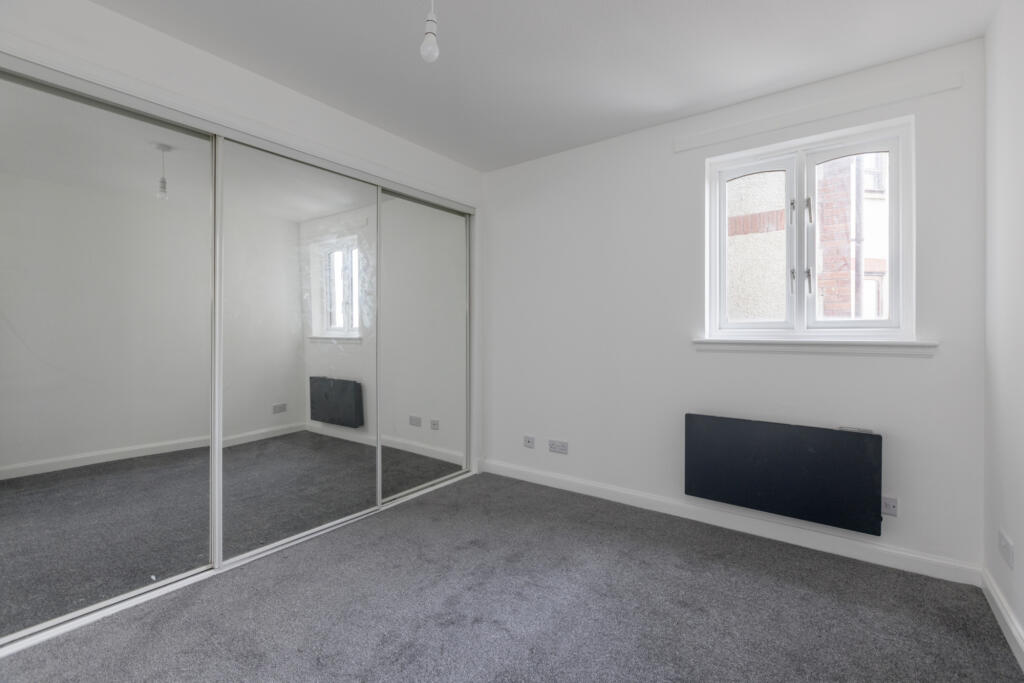 Apartment in Livingston, Knightsridge - More