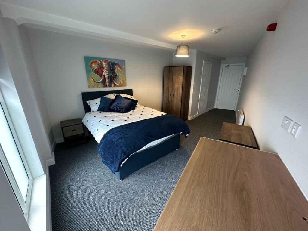 Main image of property: Room 5, Britannia Buildings DN1 1HT