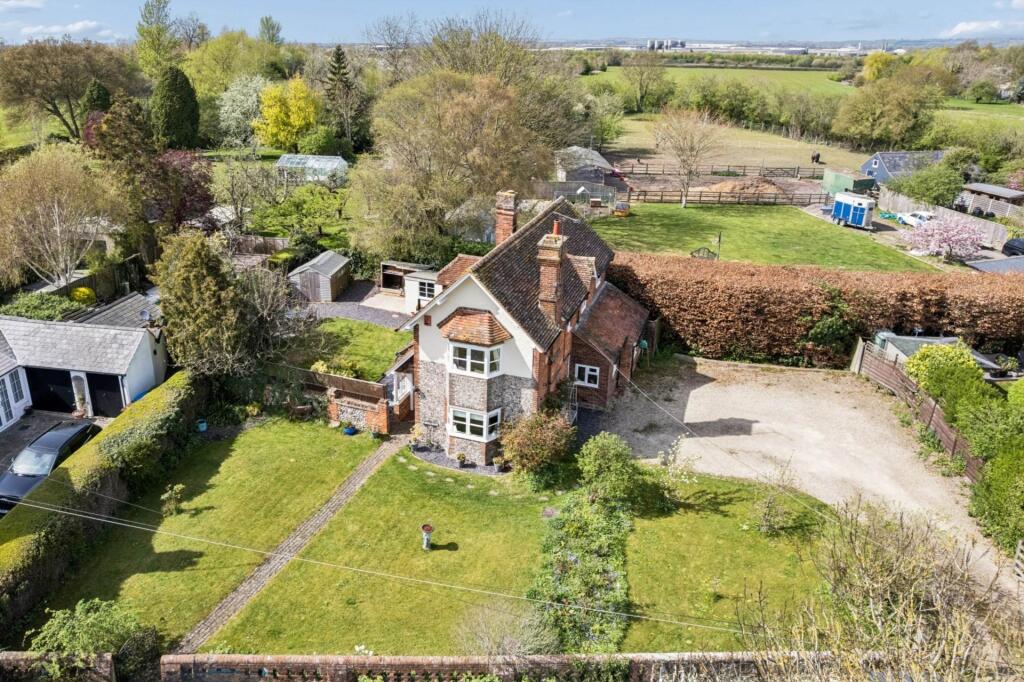 Main image of property: Main Road, Buckland
