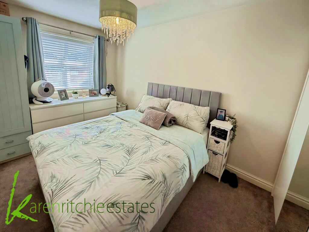 House in Bolton, Greater Manchester - More