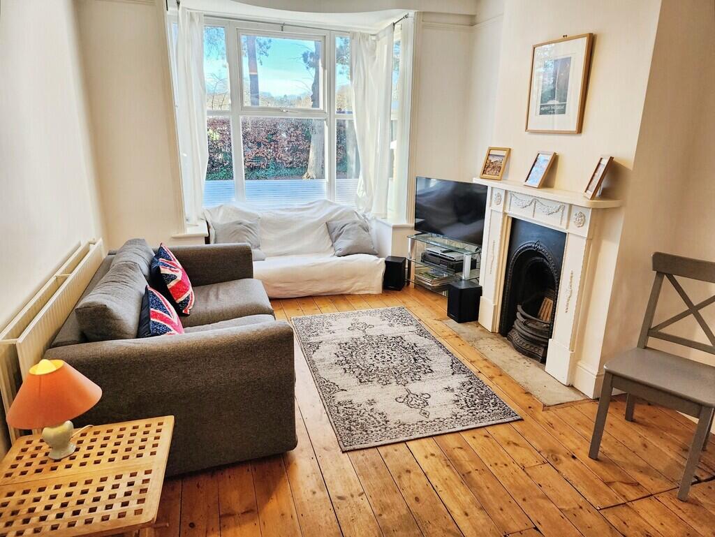 House in Southampton - View 4