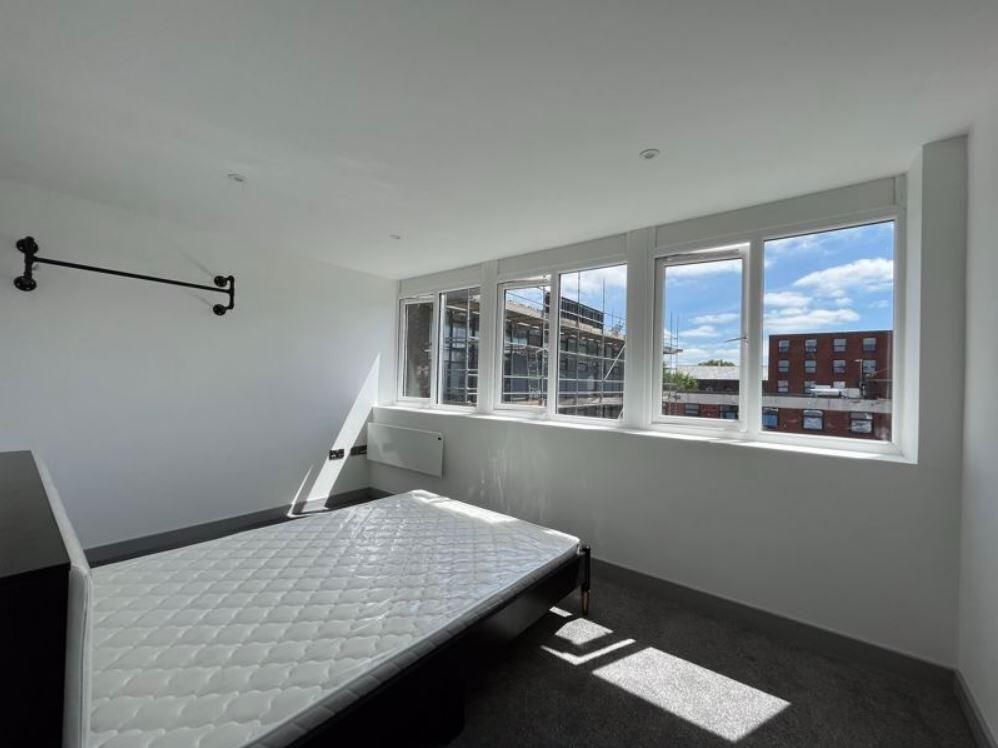 Apartment in Preston - View 3