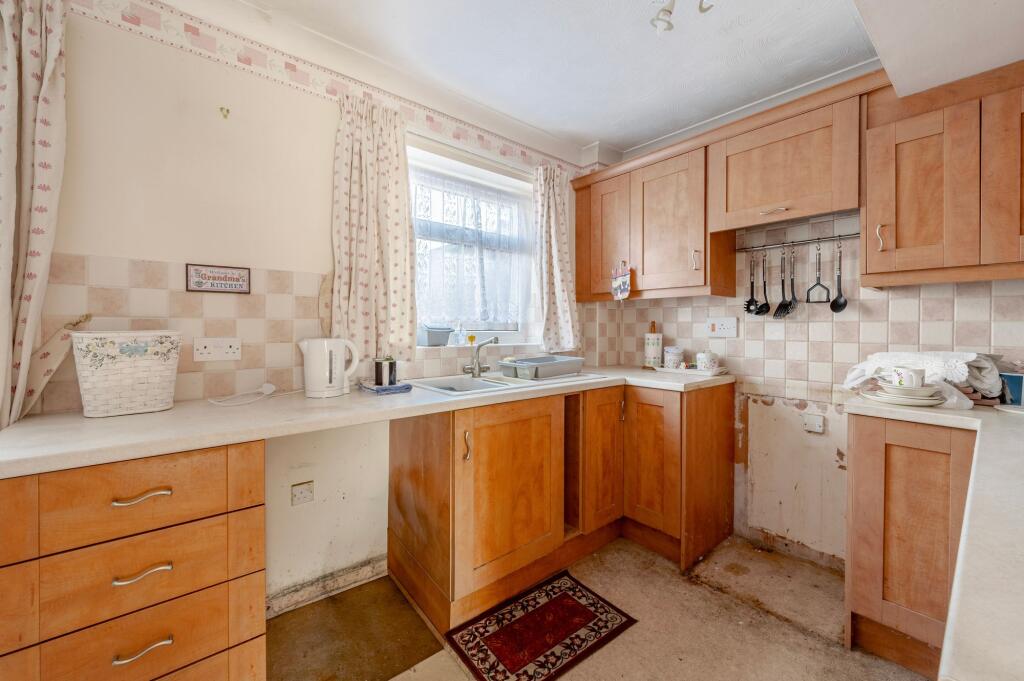 Crowhurst Close, Carlton Colville photo 4