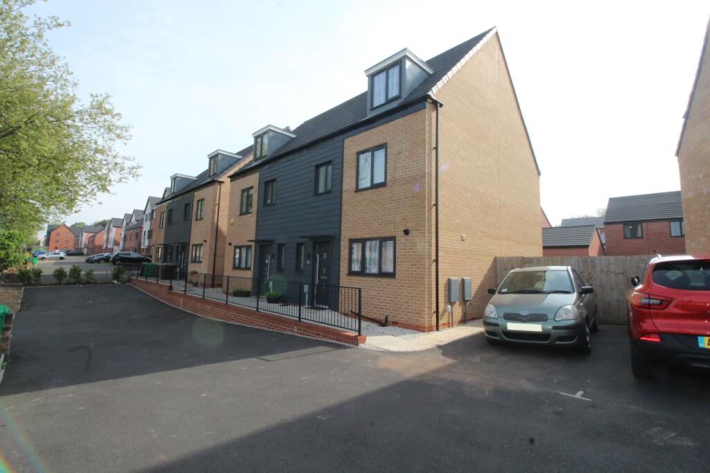 Main image of property: Henton Row, Nottingham, NG7