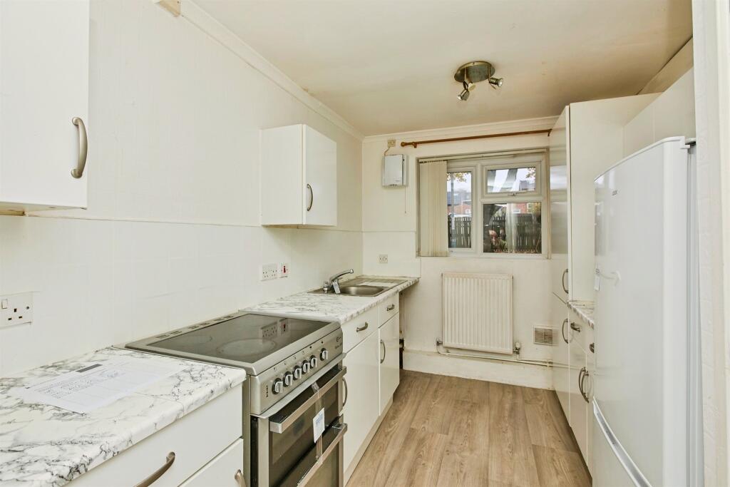 Apartment in Derby - View 5