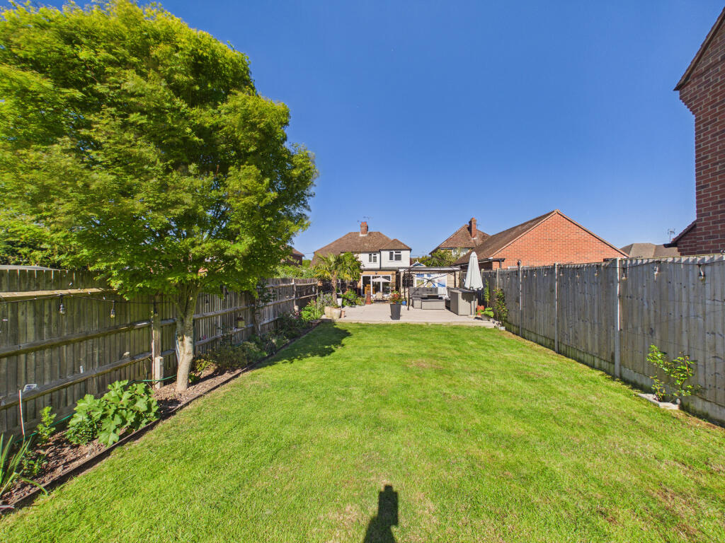Main image of property: Marlow Road, Stokenchurch, High Wycombe, Buckinghamshire