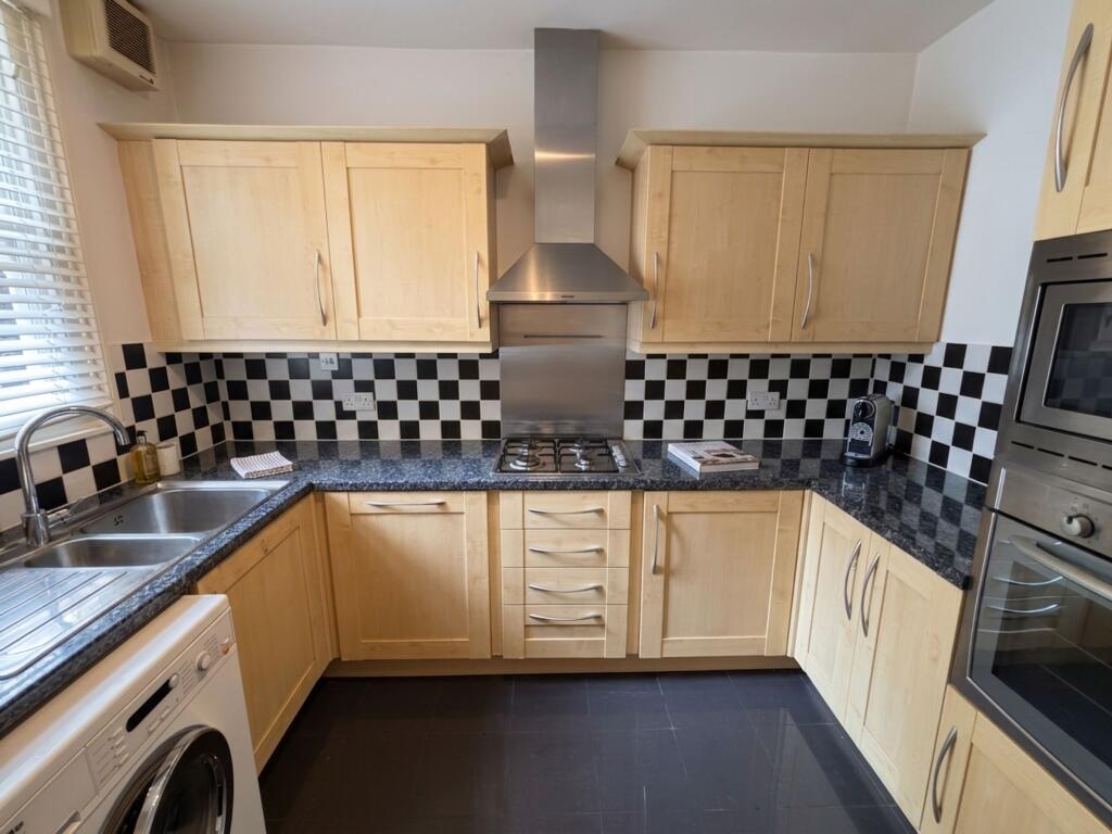Apartment in London, Shepherd's Bush - More