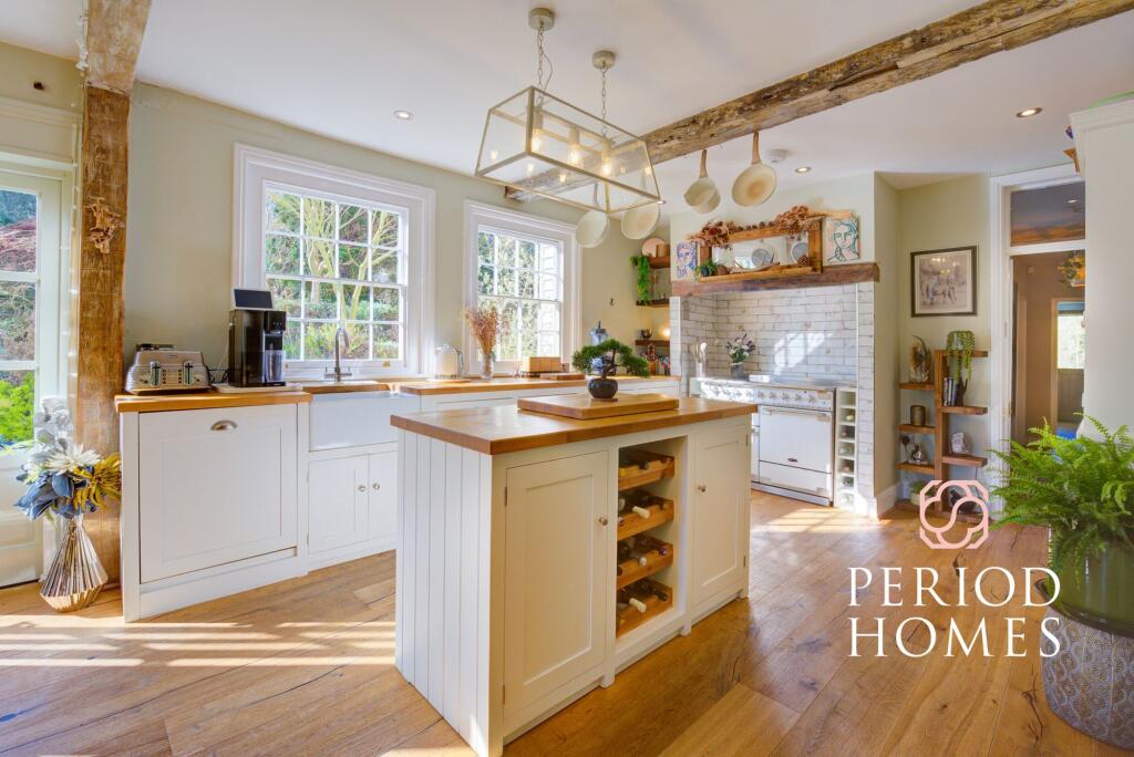 House in Basildon, Essex - View 5