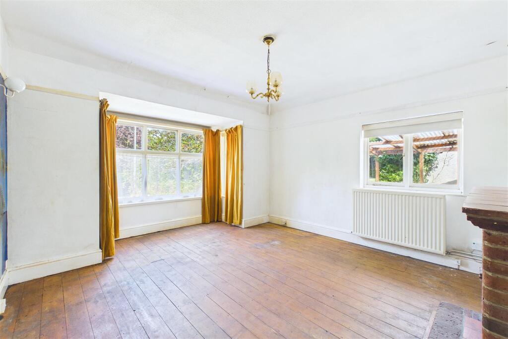 Highly sought after location within Upper Clevedon photo 4