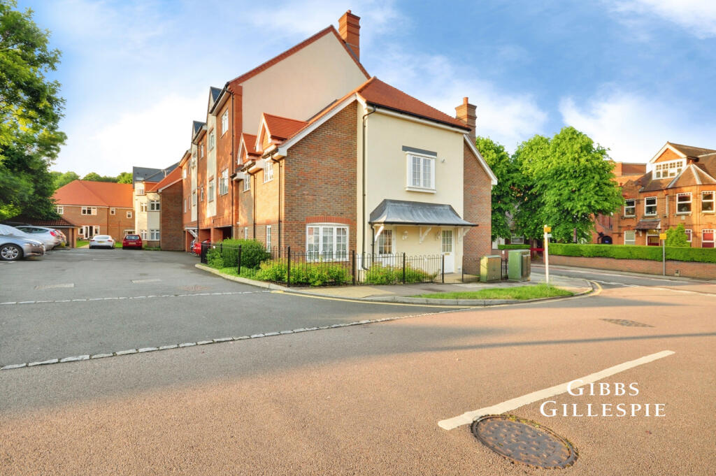 Main image of property: High Street, Rickmansworth, Hertfordshire, WD3