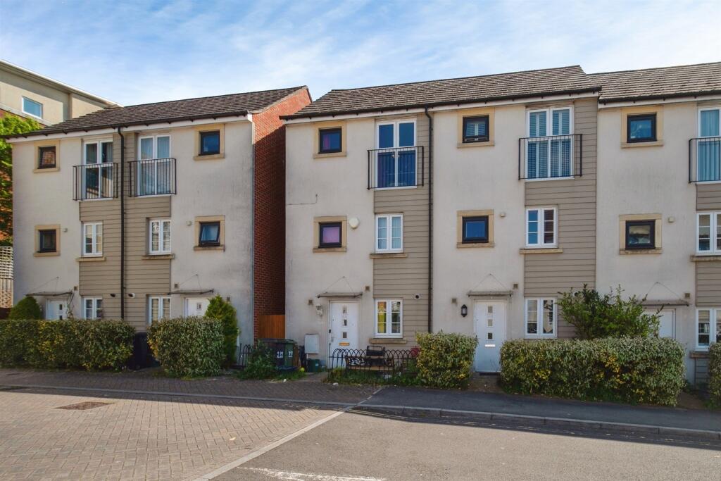 Main image of property: Sinclair Drive, Basingstoke