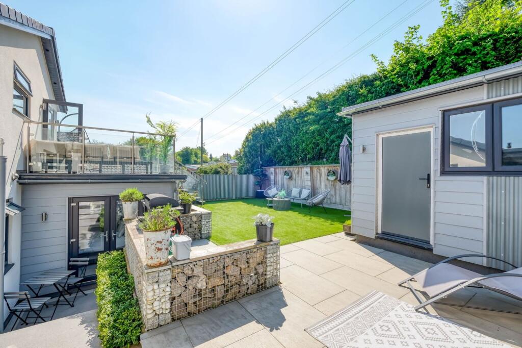Additional image 11 of Westfields, Catshill, B61