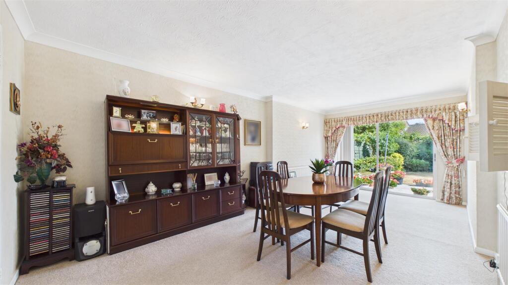 House in Peterborough, Paston - View 4
