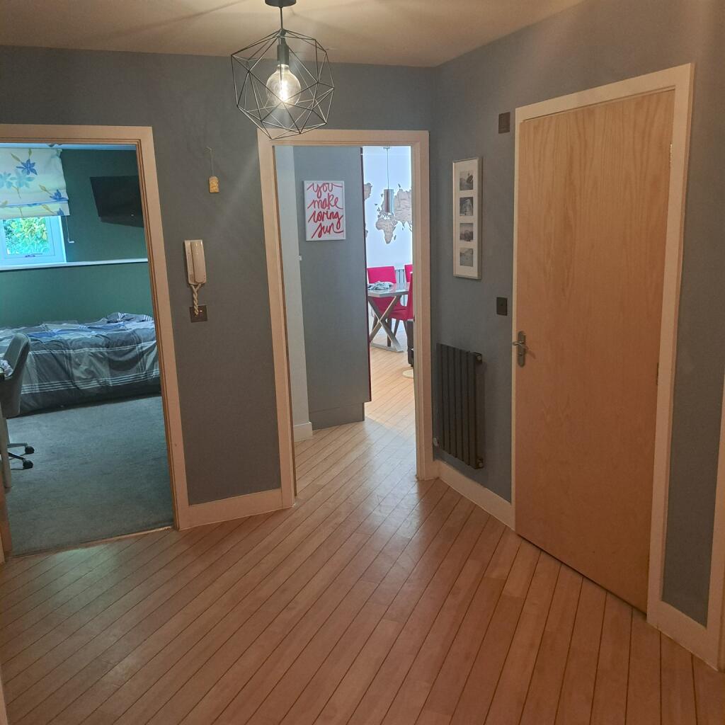 Apartment in Maidstone, Kent - More