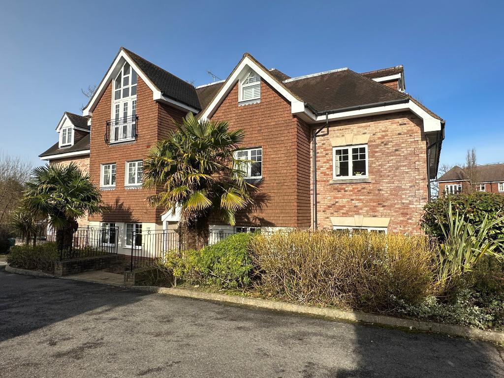 Main image of property: Spire Place, Warlingham, CR6 9LW