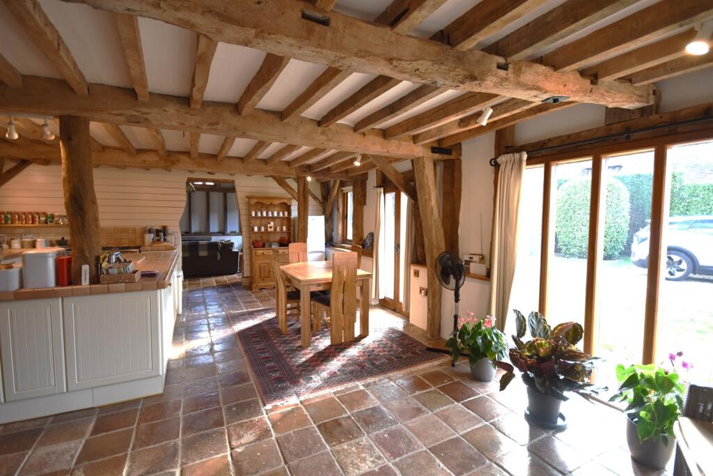 House in Portsmouth - View 5